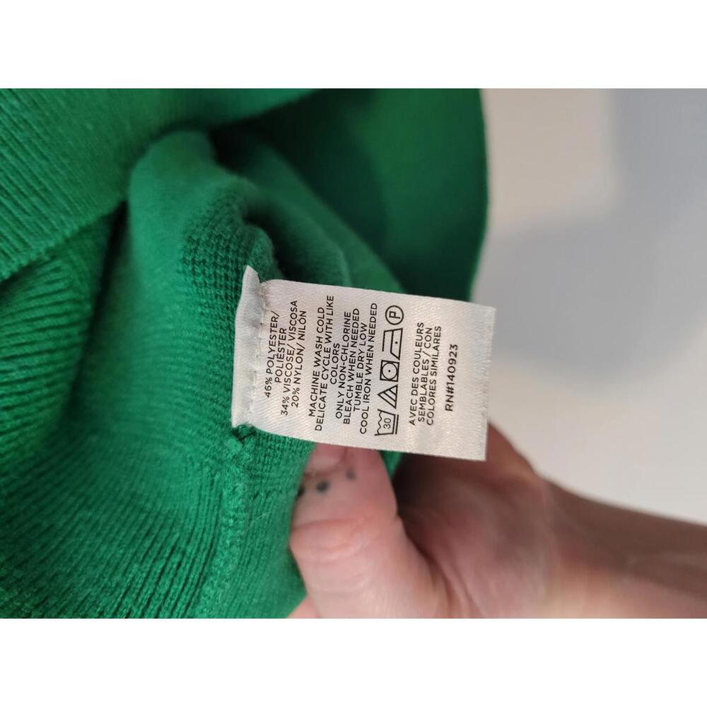 Ann Taylor Green V-Neck Short Sleeve Sweater Size S - Picture 4 of 4